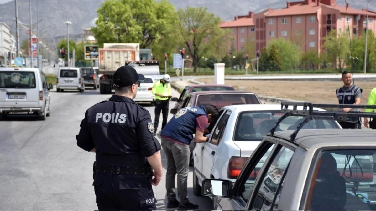 Erzincan’da İtimat ve Huzur Uygulaması: Bin 563 Kişi Sorgulandı