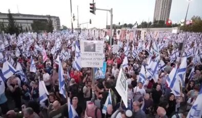 İsrail’de Yüksek Mahkeme önünde yargı ıslahatı protestosu