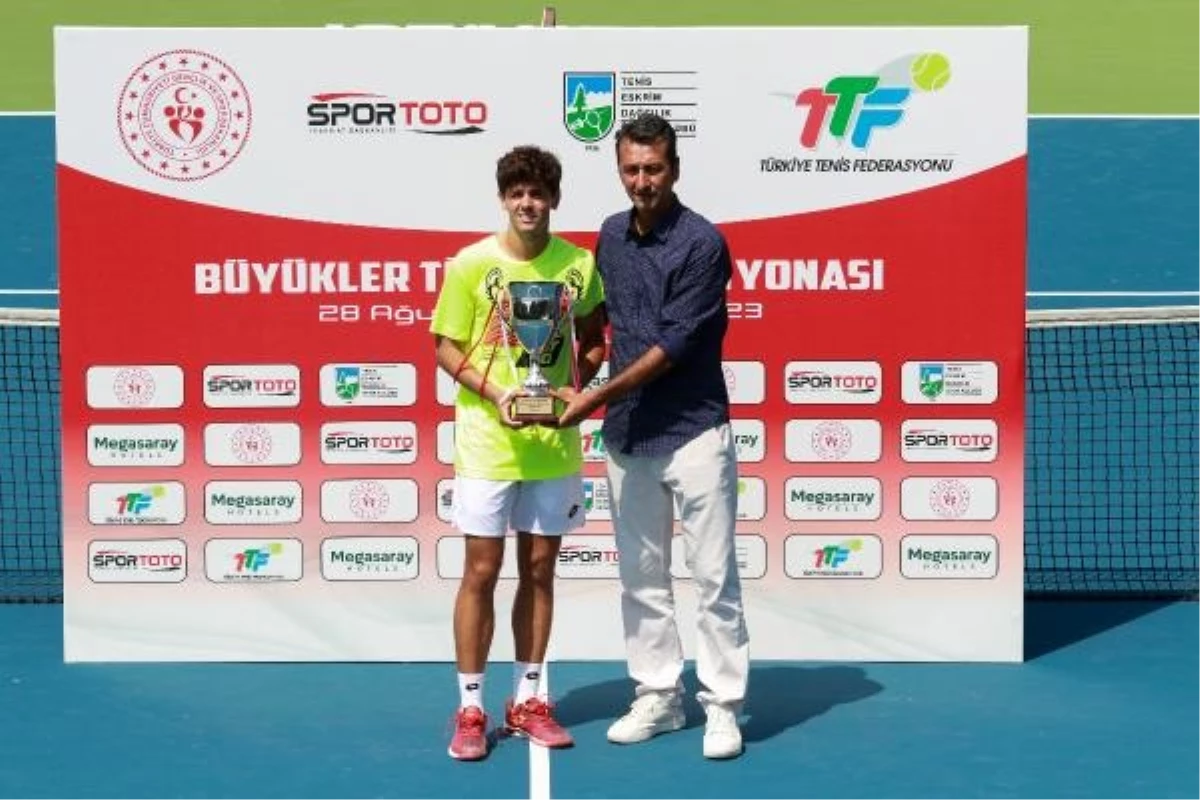 İstanbul TED Spor Kulübü’nde Türkiye Tenis Şampiyonası Sonuçlandı