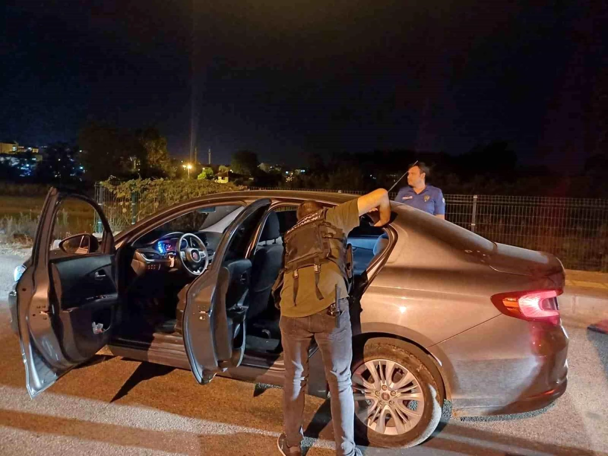 Kastamonu Taşköprü’de Huzur Kontrolü: 530 Araç Sorgulandı