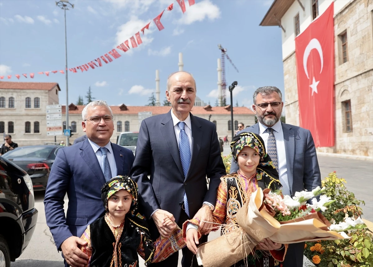 TBMM Lideri Numan Kurtulmuş Sivas’ta ziyaretlerde bulundu