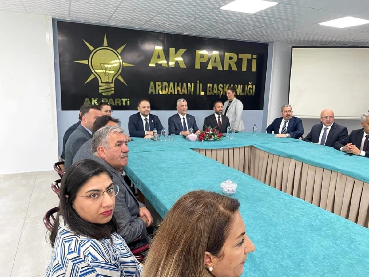 Ticaret Bakanı Ömer Bolat, Ardahan’da ziyaretlerde bulundu