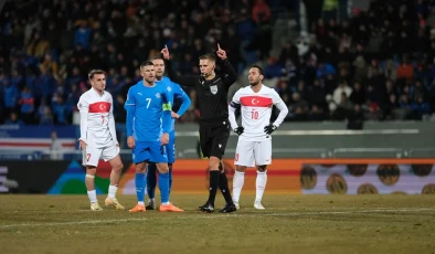 A Milli Futbol Takımı’ndan Tarihi Galibiyet: İzlanda’yı 4-2 Yendi