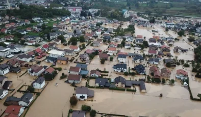 Bosna-Hersek’te Sel Felaketi: Türkiye’den Yardım Eli