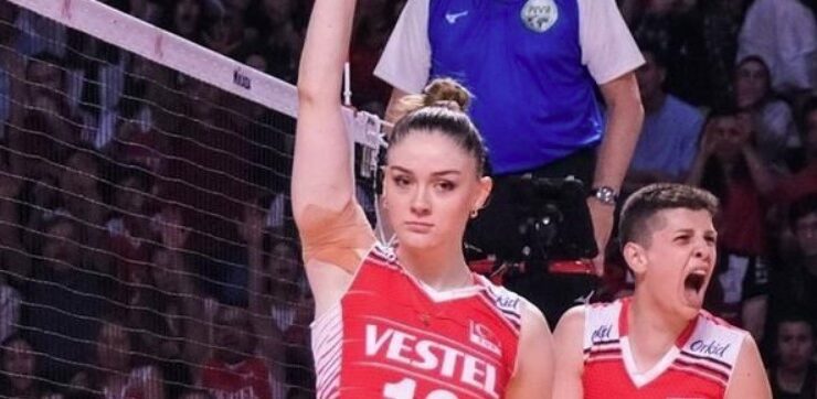 Zehra Güneş ve Ebrar Karakurt en zengin voleybolcular listesinde!