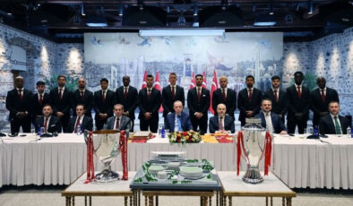 Dolmabahçe’de Anlamlı Buluşma