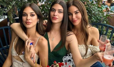 Defne Samyeli ve Kızlarının Nefes Kesen Pozları Sosyal Medyada Gündem Oldu