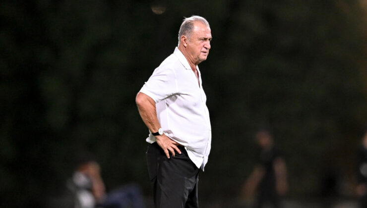 Fatih Terim’e Al-Shabab’dan Türkülü Veda