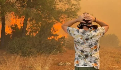 Antalya’da peş peşe orman yangınları: yerleşim yerleri tahliye edildi