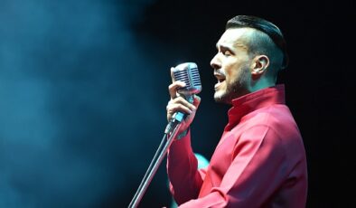 Cem Adrian 2024 Yılında Konser Rekoru Kırdı! Listenin Zirvesinde Yer Aldı