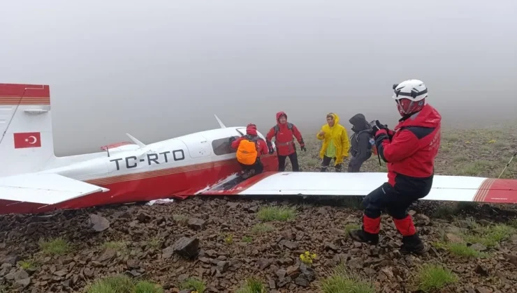 Rize’ye İniş Yapmak Üzereyken Düşen Uçağın Enkazına Ulaşıldı
