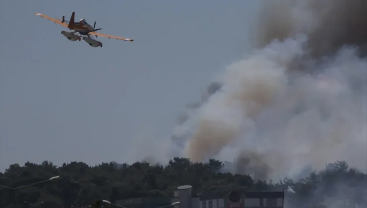 Çanakkale’de Orman Yangını Rüzgarla Büyüdü: Tahliyeler Devam Ediyor