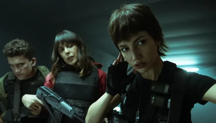 LA CASA DE PAPEL’İN YILDIZI ÚRSULA CORBERÓ HAMİLELİK POZLARIYLA GÜNDEM OLDU