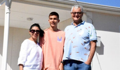 YEŞİLÇAM’IN EFSANE İSMİNİN SON HALİ ŞOKE ETTİ: ZAMANA RAĞMEN GÜCÜNÜ KORUYOR