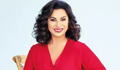 Nilgün Belgün ve Brad Pitt Fotoğrafı Olay Yarattı