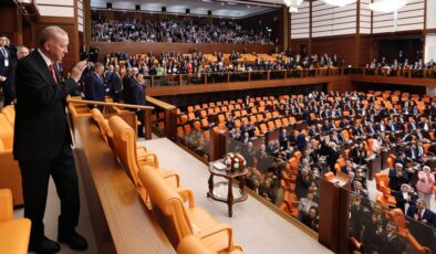 YENİ YASA DÖNEMİ BAŞLIYOR: ERDOĞAN MECLİS’TEN SESLENECEK