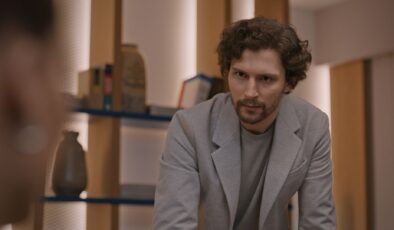 İki Ünlü Oyuncu Diziye Veda Etti!