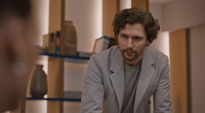 İki Ünlü Oyuncu Diziye Veda Etti!