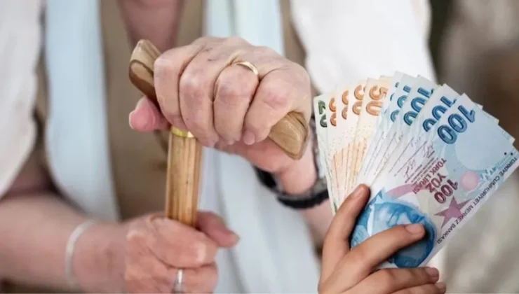 EMEKLİ MAAŞLARINDAN YÜZDE 25’E KADAR KESİNTİ YASALAŞIYOR