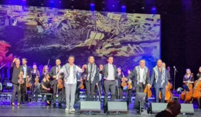 YAVUZ BİNGÖL FESTİVALDE “PUŞİ” TAKTI!