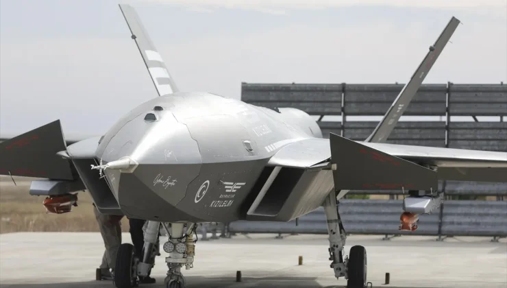 KIZILELMA PT-3 ORTA İRTİFA TESTİNİ BAŞARIYLA TAMAMLADI