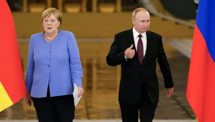 MERKEL POLONYA VE BALTIK ÜLKELERİ SAVAŞIN SORUMLUSU OLARAK GÖSTERİYOR