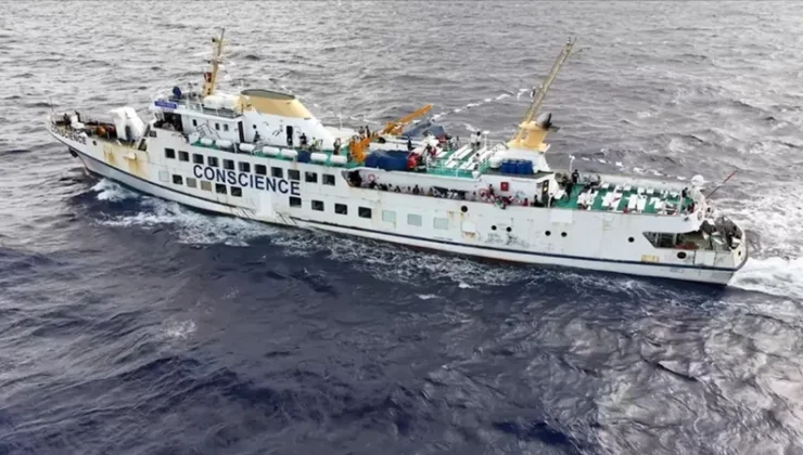 İSRAİL ORDUSU ÖZGÜRLÜK FİLOSUNA SALDIRDI: TÜRKİYE’DEN KATILIMCILAR DA GEMİLERDEYDİ!