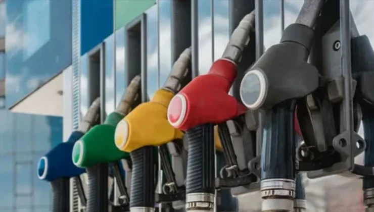 AKARYAKITTA “ÇİFTE İNDİRİM” MÜJDESİ: VATANDAŞ “NEREYE YANSIYOR?” DİYOR!