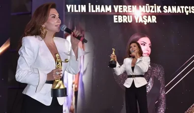 EBRU YAŞAR “YILIN İLHAM VEREN SANATÇISI” ÖDÜLÜNE LAYIK GÖRÜLDÜ