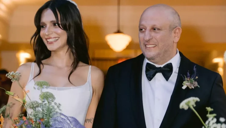 Meriç Aral Sessizliğini Oğluyla Bozdu!