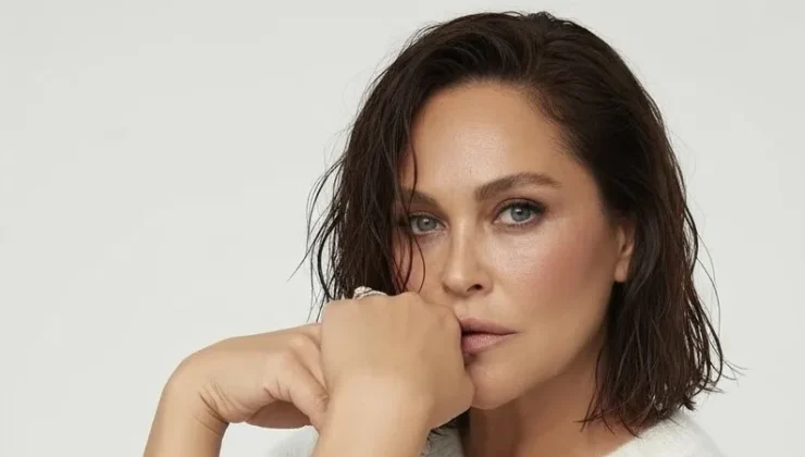 HÜLYA AVŞAR’DAN KORKUTAN KAZA! ÖLÜMDEN DÖNDÜĞÜ ANLAR YÜREKLERİ AĞZA GETİRDİ