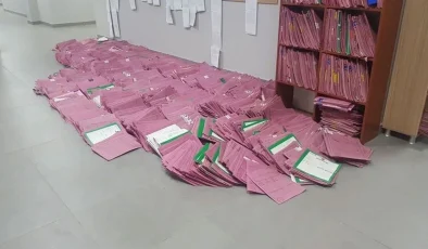 BORÇ KRİZİNDE VATANDAŞLAR İCRALIK OLDU: HER GÜN 30 BİN YENİ DOSYA GELİYOR