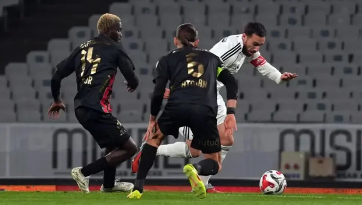 BEŞİKTAŞ’TAN KRİTİK DEPLASMAN ZAFERİ: KARAGÜMRÜK ENGELİNİ 2-0’LA GEÇTİ