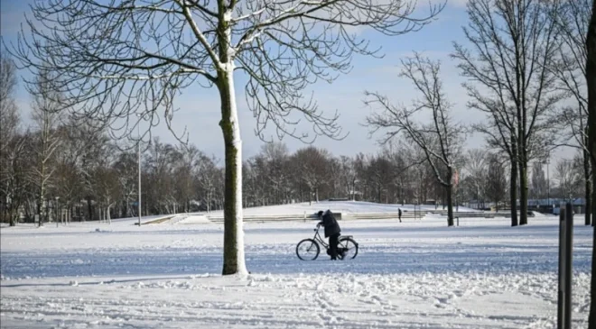 Avrupa’da Kar ve Soğuk Hava Hayatı Durdurdu
