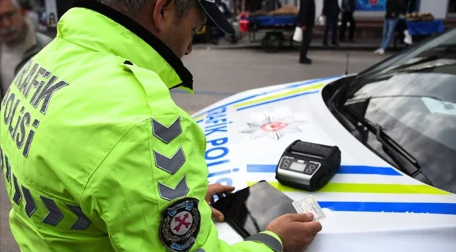 Mecliste Dört Yeni Tedbir Tasarısı Daha Onaylanınca Trafik Cezaları Artıyor