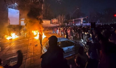 İran’da protestoların bilançosu ağırlaşıyor: can kaybı 2 bin 615’e yükseldi